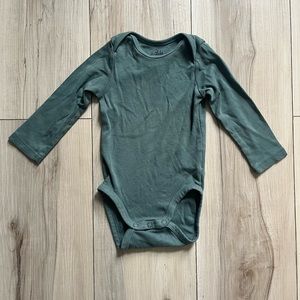 3/$20 H&M 6-9m Baby Organic Cotton Long Sleeve Onesie